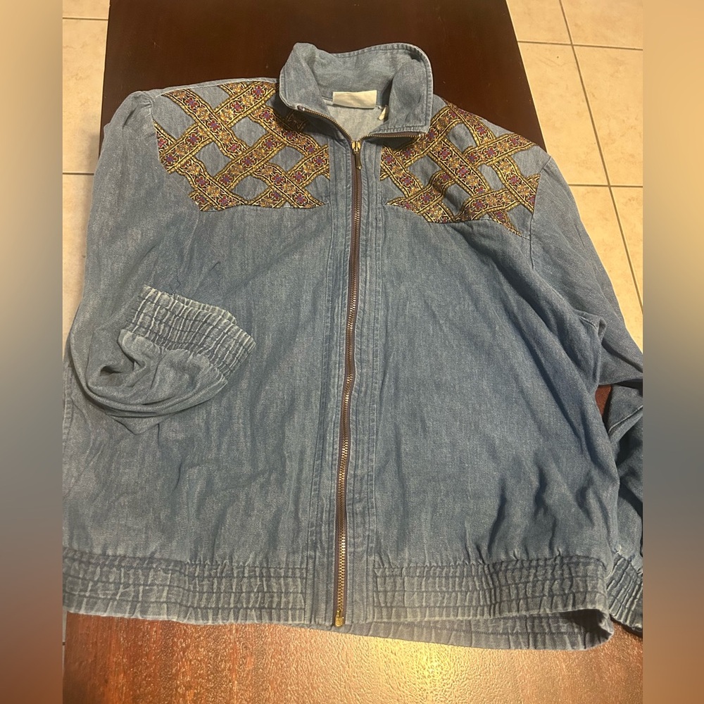 Vintage villager Light Blue Denim Zip Jacket with Embroidered Label